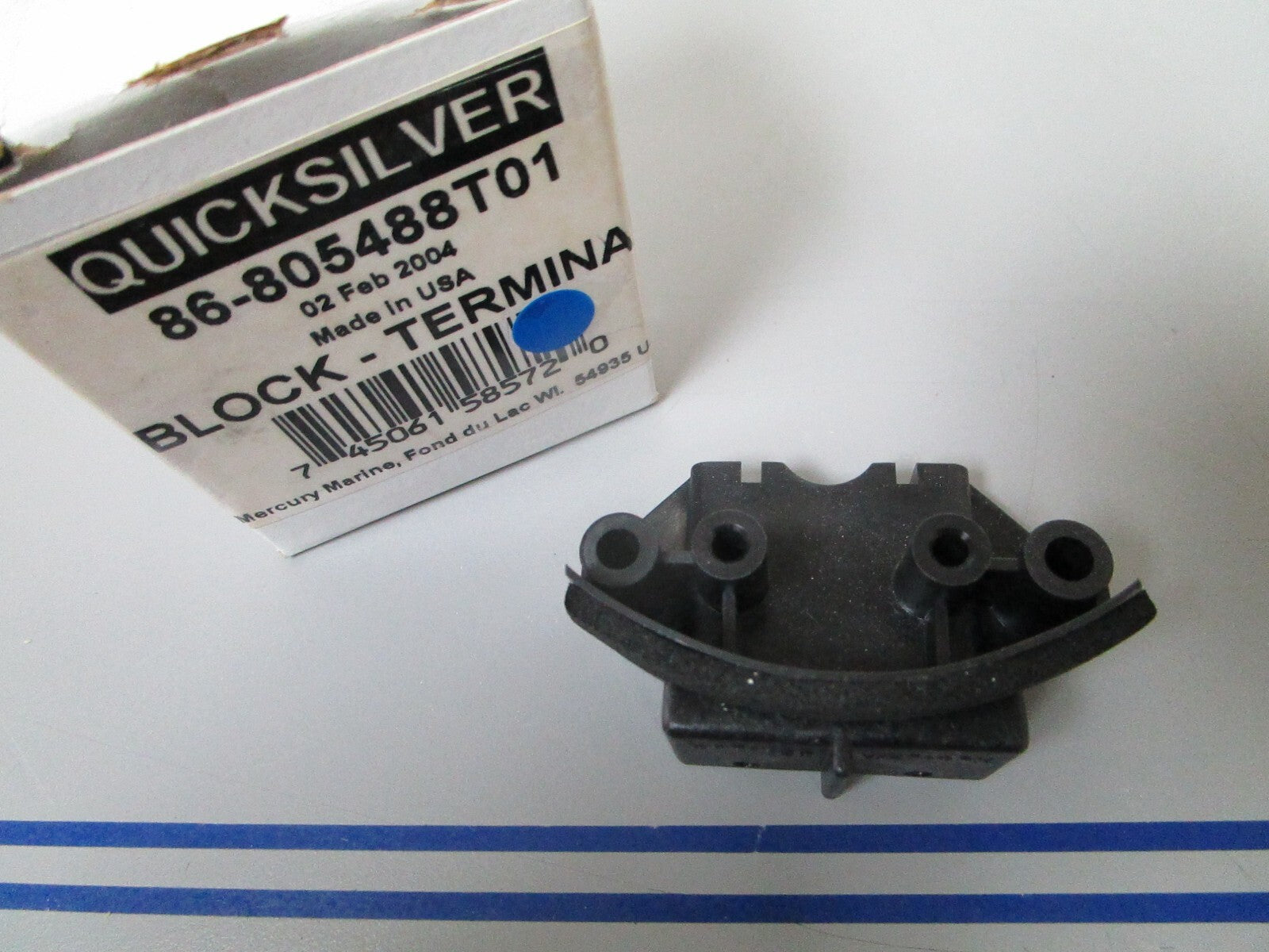 *NEW OEM* 0810 Mercury Quicksilver Terminal Block 86-805488T01