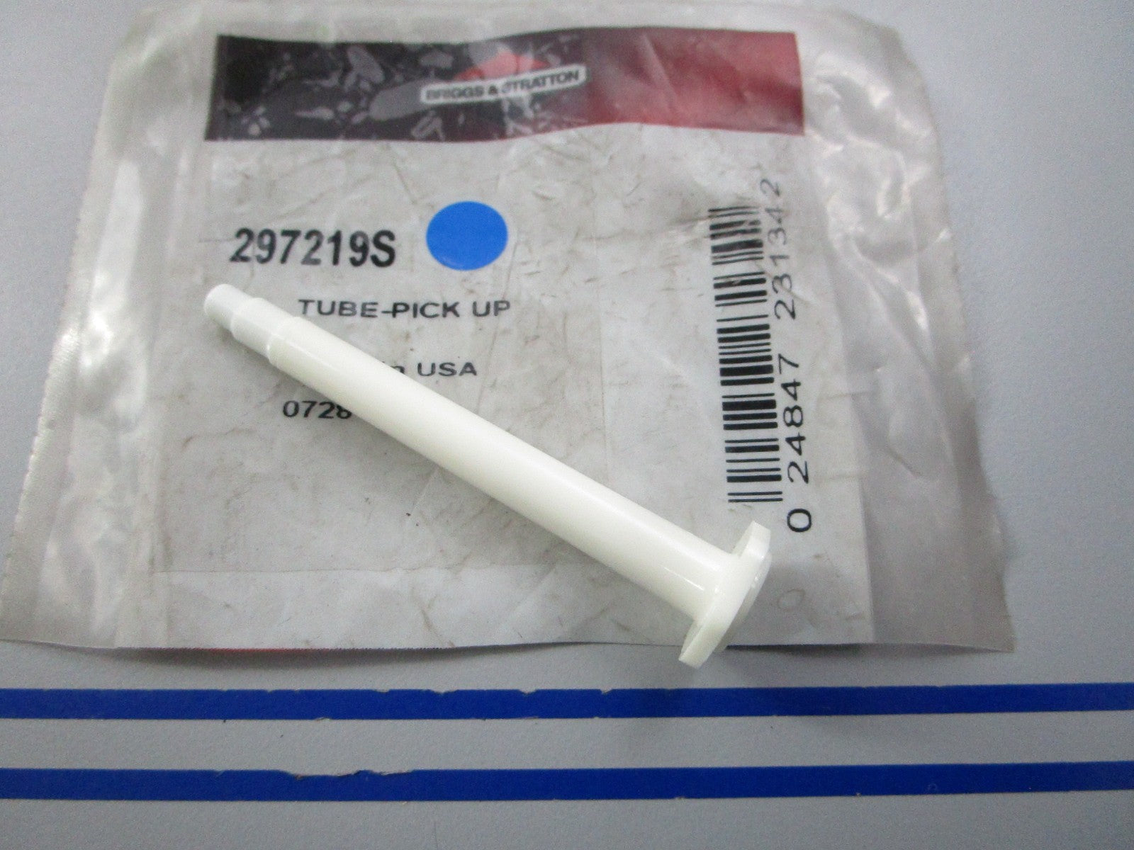 NEW OEM 297219S Briggs & Stratton Pick Up Tube 0810