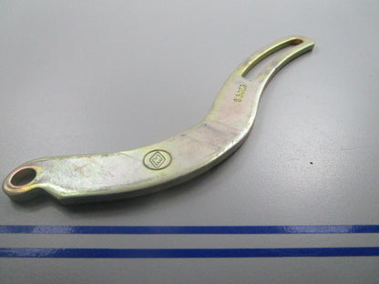 *NEW OEM* 0810 OMC Johnson Evinrude Alternator Bracket 915023 0915023