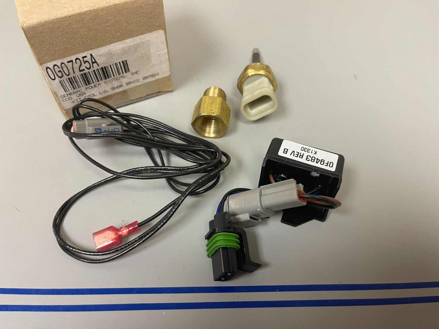 *NEW OEM* 0720 Generac Cool Level Sensor Kit 0G0725A
