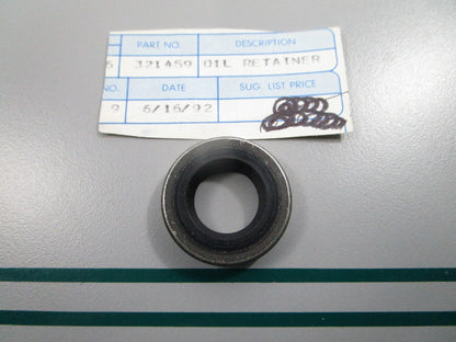 NEW OEM 321459 0321459 OMC Johnson Evinrude Oil Retainer 0810