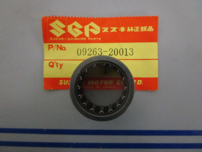 NEW OEM 09263-20013 Suzuki Roller Bearing 0820