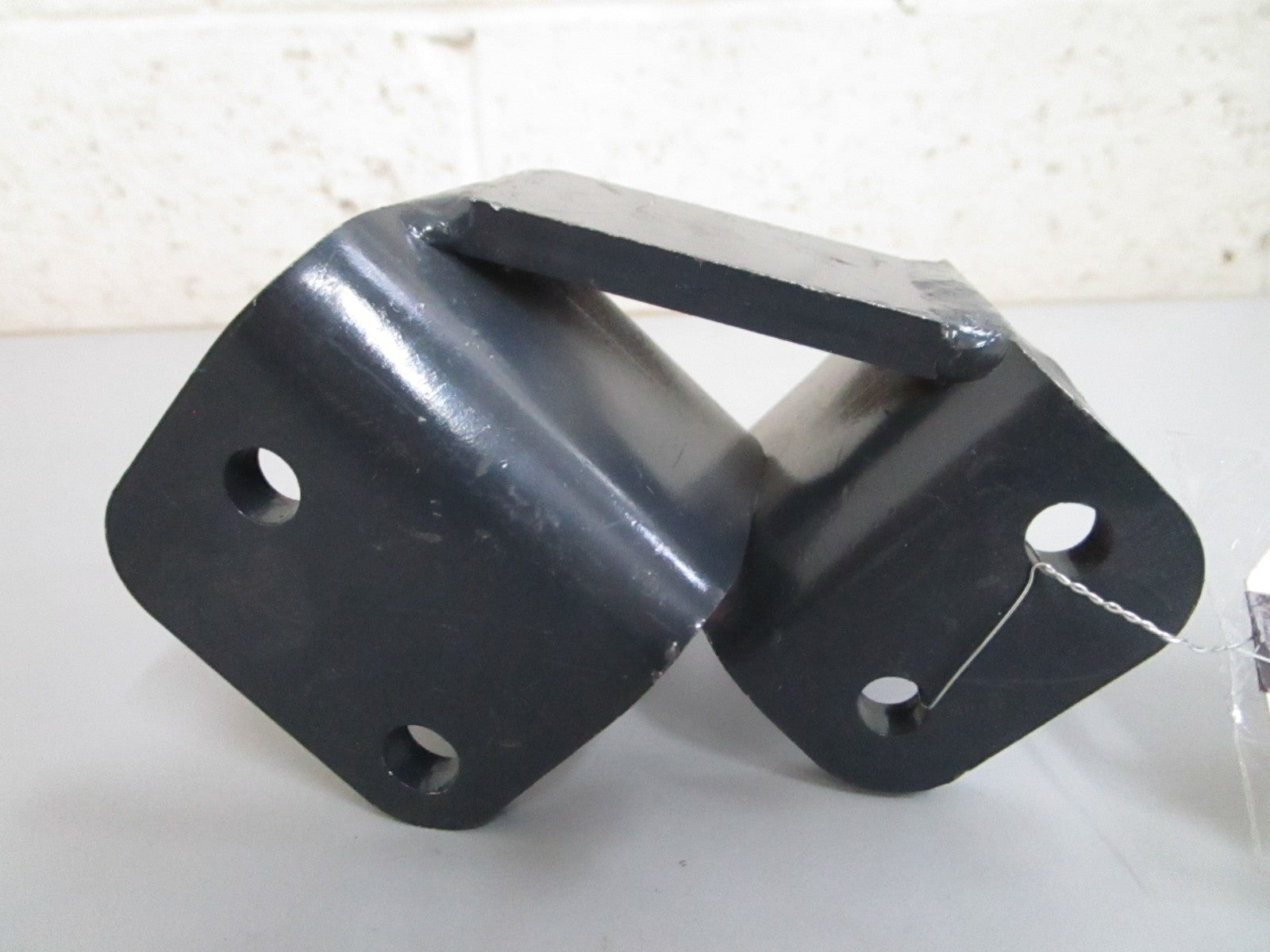 *NEW OEM* 0820 Bobcat Bracket 6803397
