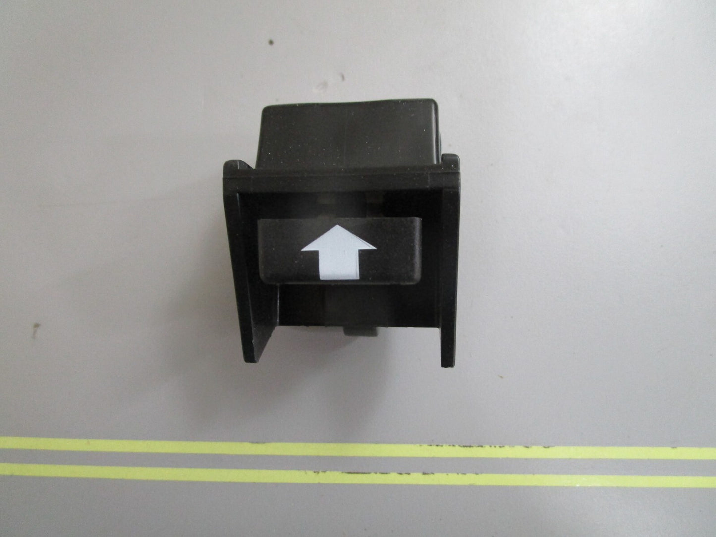 *NEW OEM* 0810 OMC Johnson Evinrude Oil Filter Assembly 434839 0434839