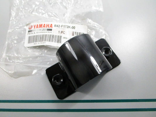 NEW OEM B42-F172K-00-00 Yamaha Bracket 0810