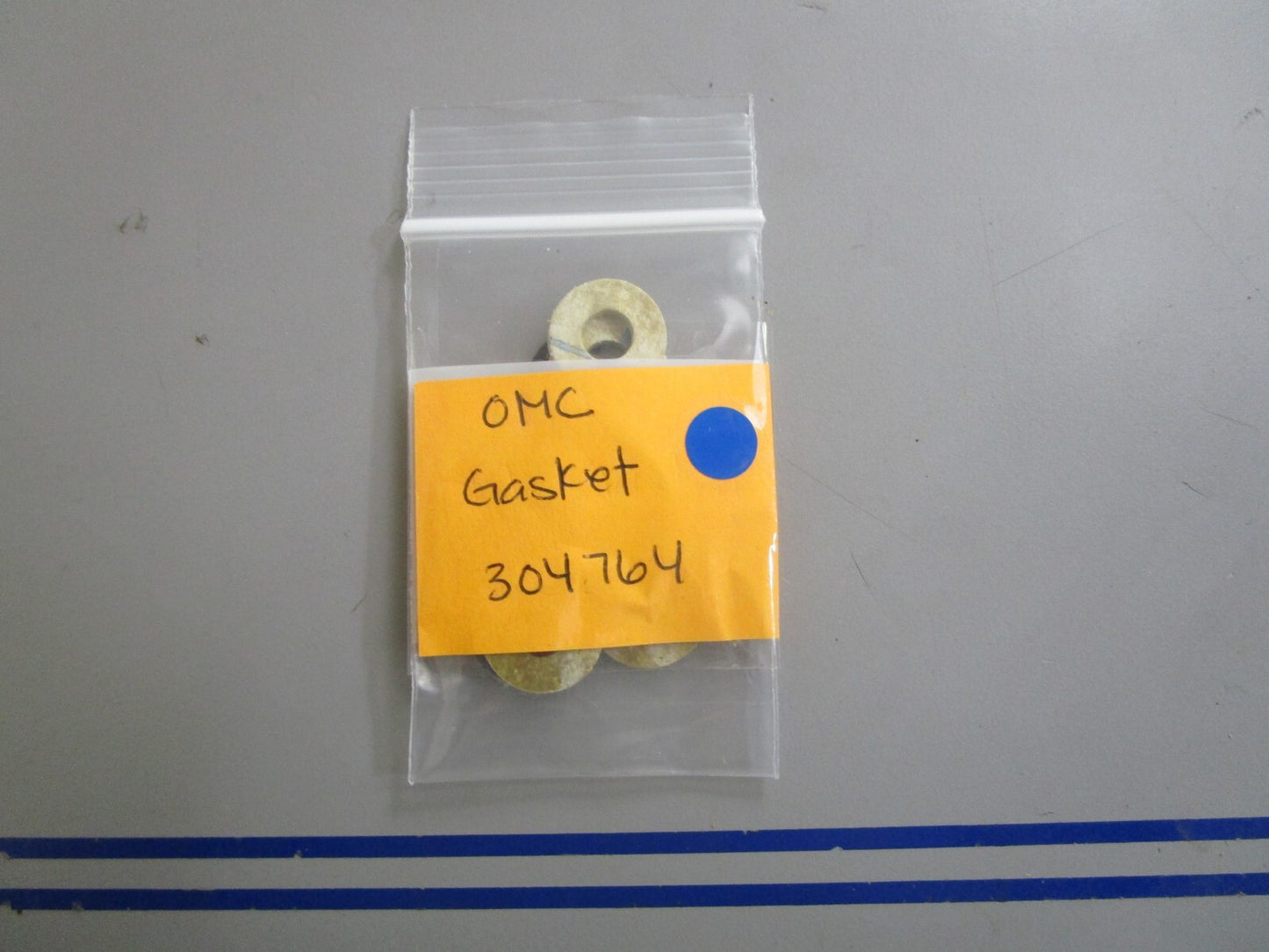 *NEW OEM* (LOT OF 5) 0810 OMC Johnson Evinrude Gasket 304764 0304764