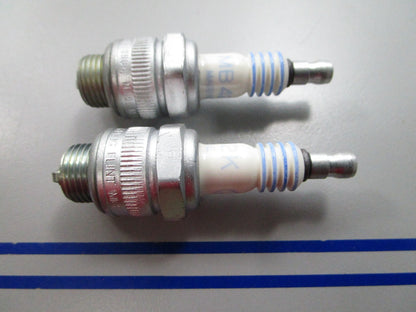 NEW (LOT OF 2) MB42K AC Delco Spark Plug 0810