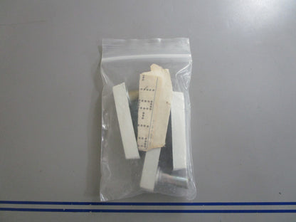 *NEW OEM* (LOT OF 3) 0810 OMC Johnson Evinrude Latch Handle 322568 0322568