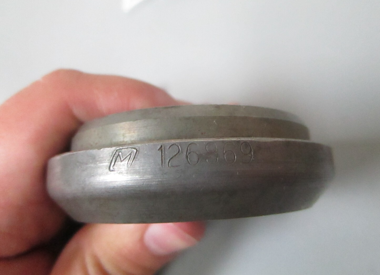 *NEW OEM* 0810 OMC Johnson Evinrude Thrust Bushing 126869 0126869