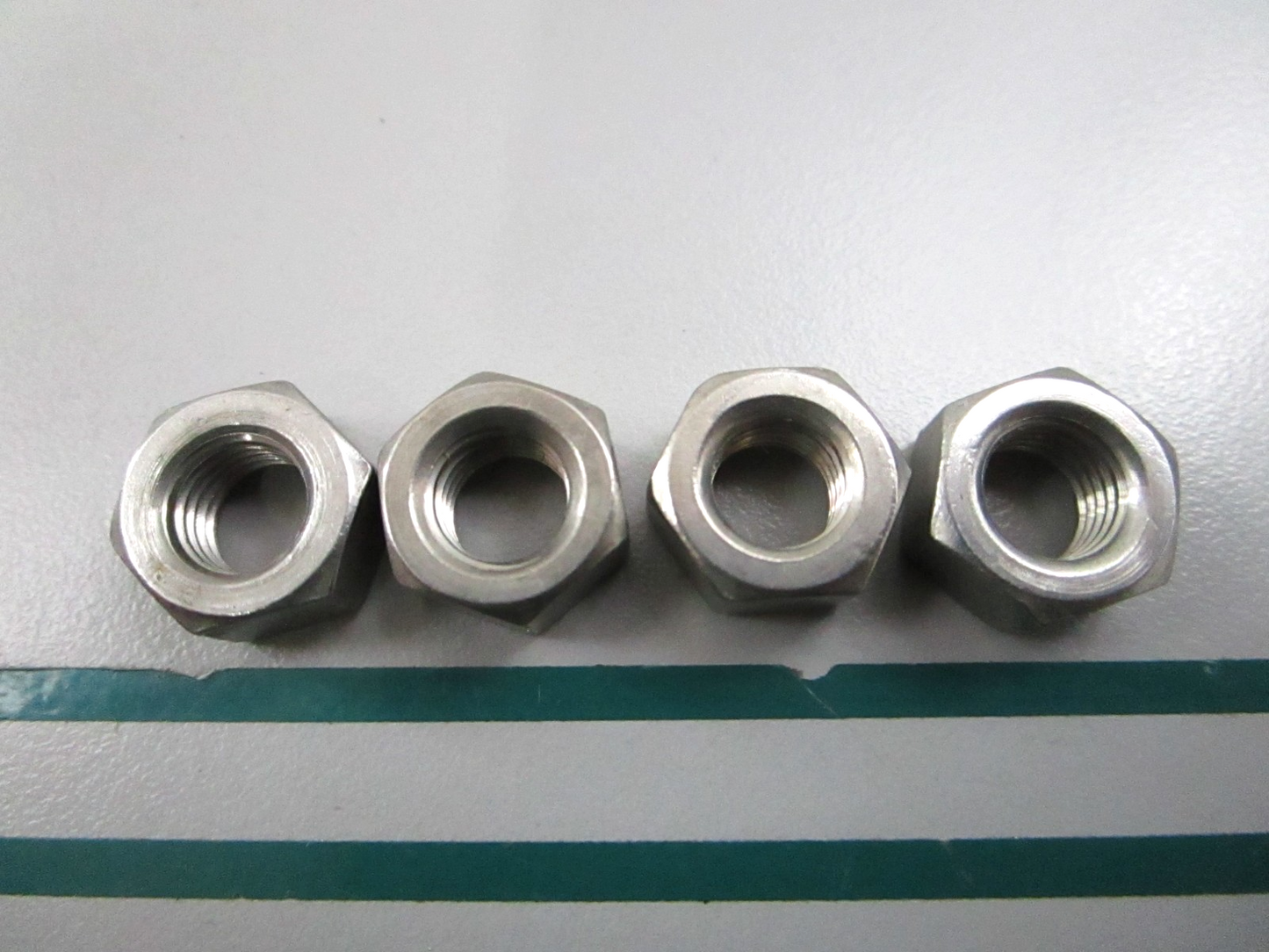 NEW OEM (LOT OF 4) 306422 0306422 OMC Johnson Evinrude Nut 0810
