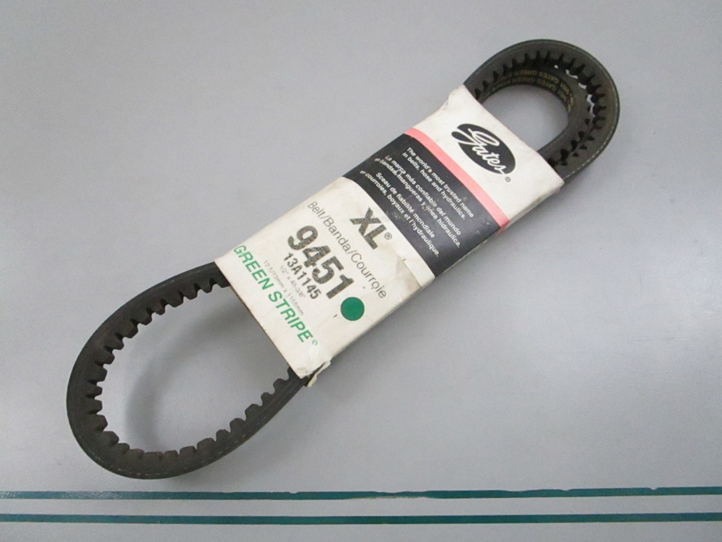 Gates 9451 Automotive XL V-Belt Notched 45in NEW 0810