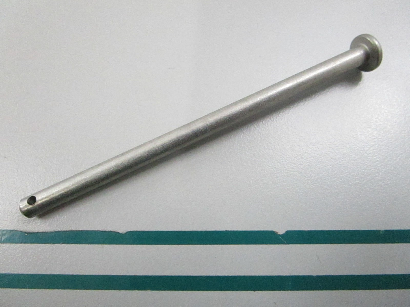 NEW OEM 326943 0326943 OMC Johnson Evinrude Link to Lock Lever Pin 0810