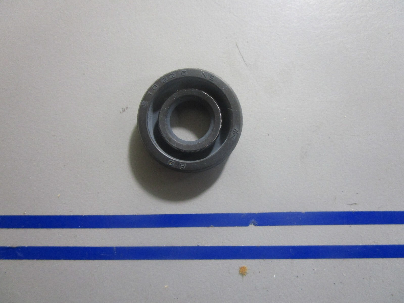 *NEW OEM* 0810 Suzuki Drive Shaft Upper Oil Seal 09282-10010