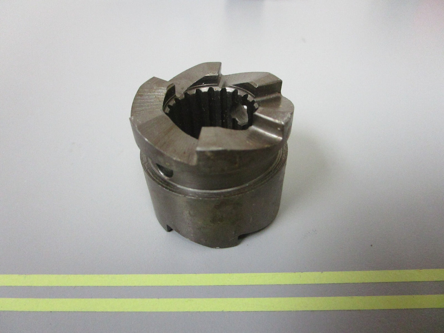 *NEW OEM* 0810 Mercury Quicksilver Clutch Dog 52-92911T