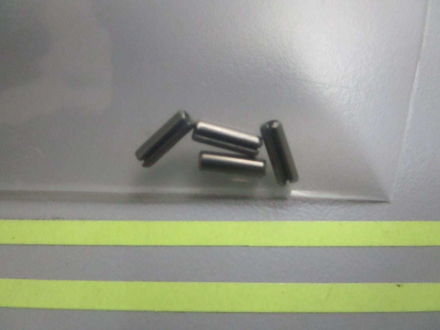 *NEW OEM* (LOT OF 4) 0810 OMC Johnson Evinrude Roll Pin 325762 0325762