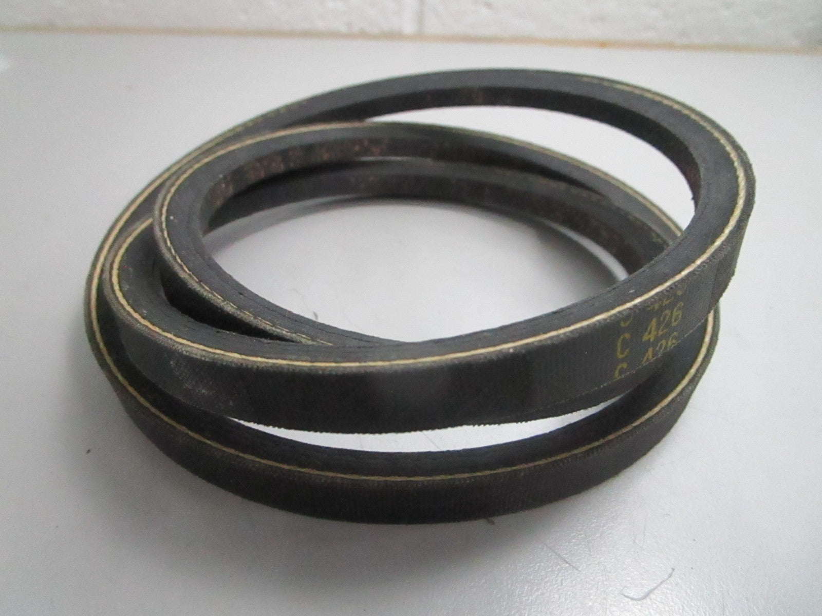 *NEW OEM* 0820 Volvo V-Belt 358313