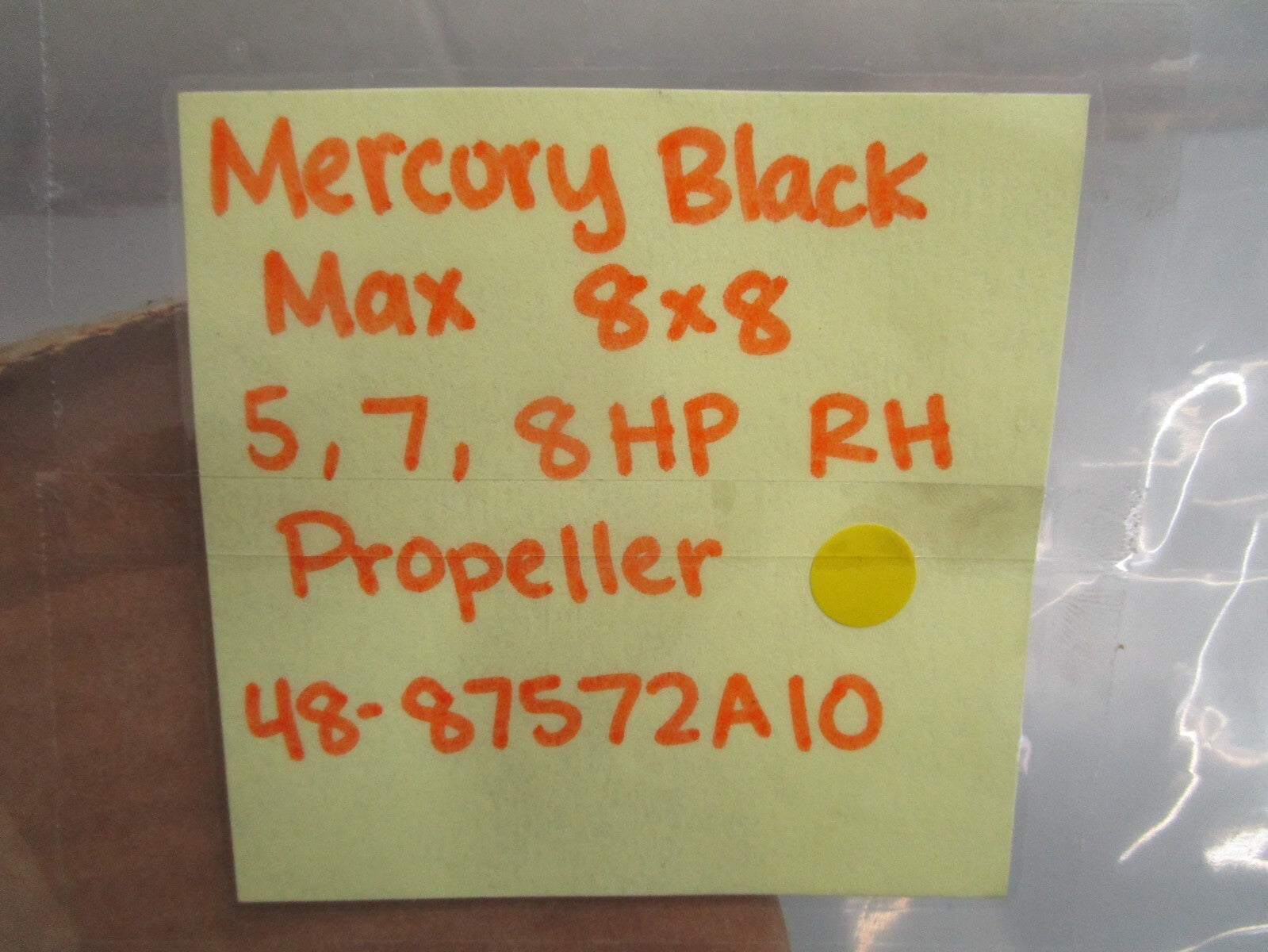 *NEW OEM* 0820 Mercury Black Max 5-8HP RH 8×8 Propeller 48-87572A10
