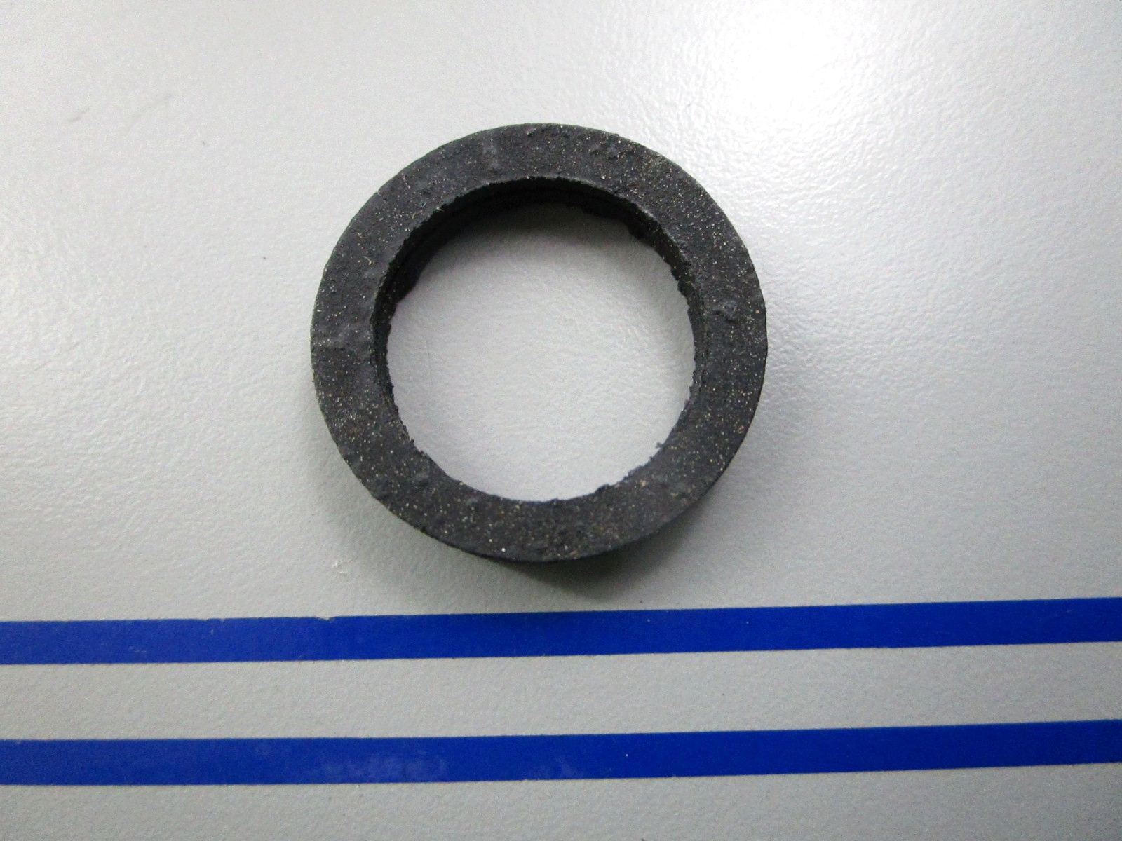 NEW OEM 831622 Volvo Penta Seal 0810
