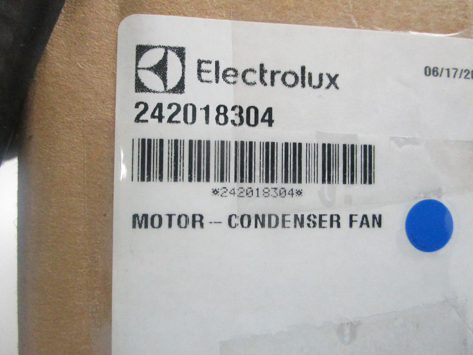 *NEW OEM* 0810 Electrolux Condenser Fan Motor 242018304