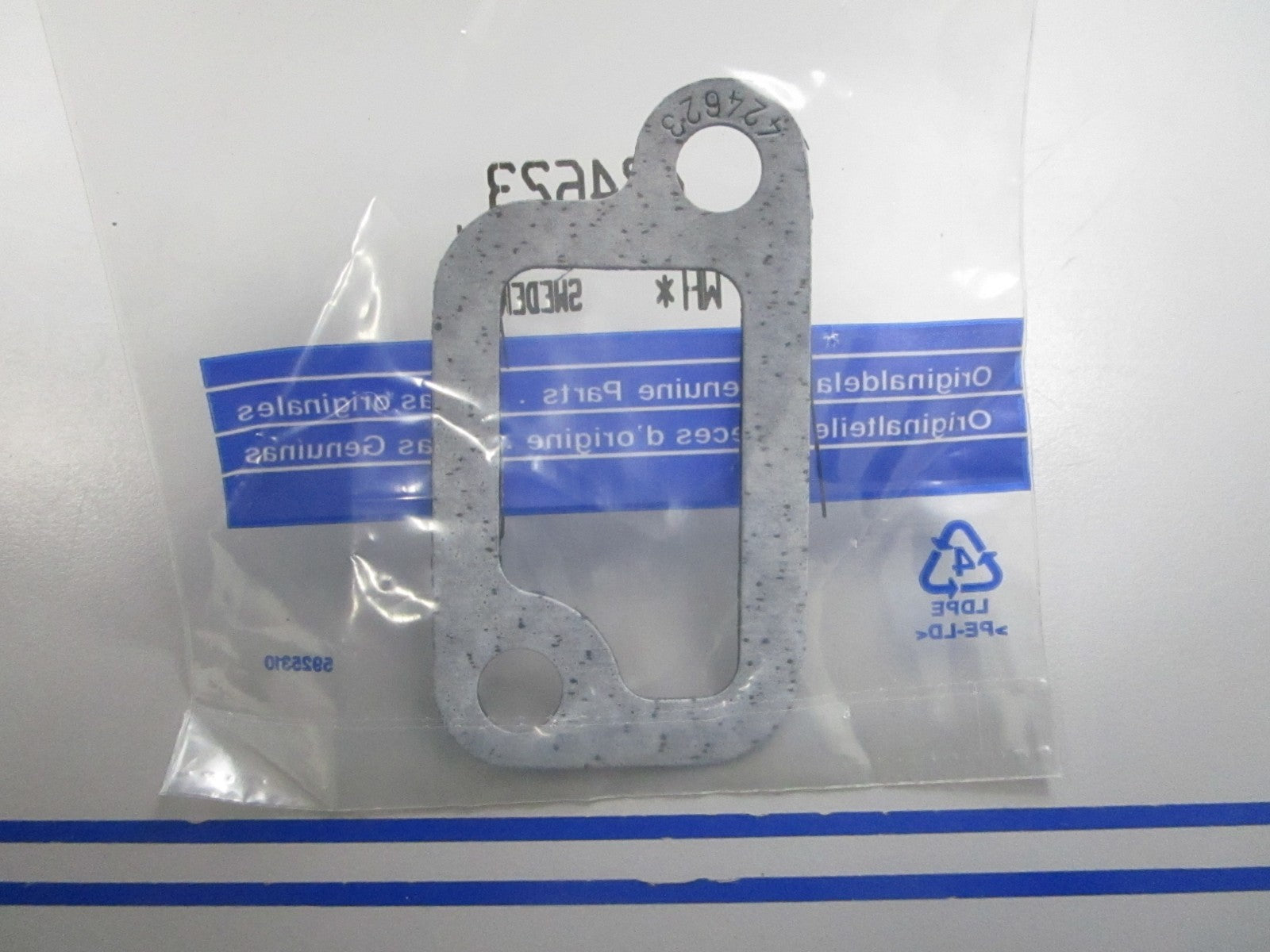 NEW OEM 424623 Volvo Penta Gasket 0810