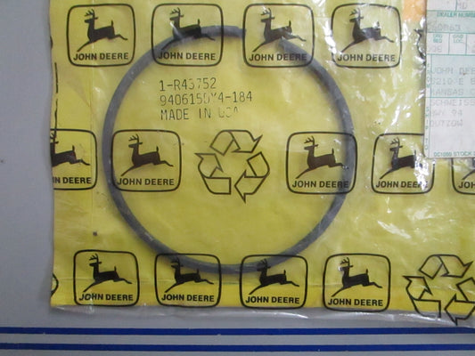 *NEW OEM* 0820 John Deere Ring R43752