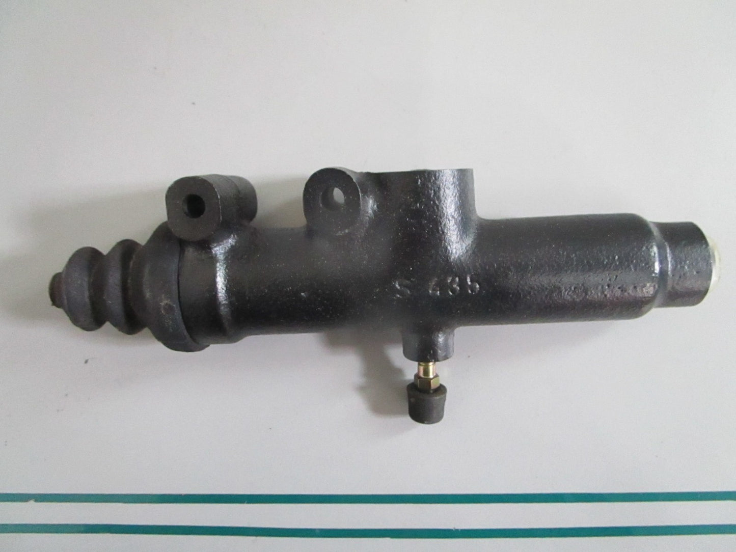 NEW OEM 0002952406 Mercedes-Benz Master Cylinder 0820