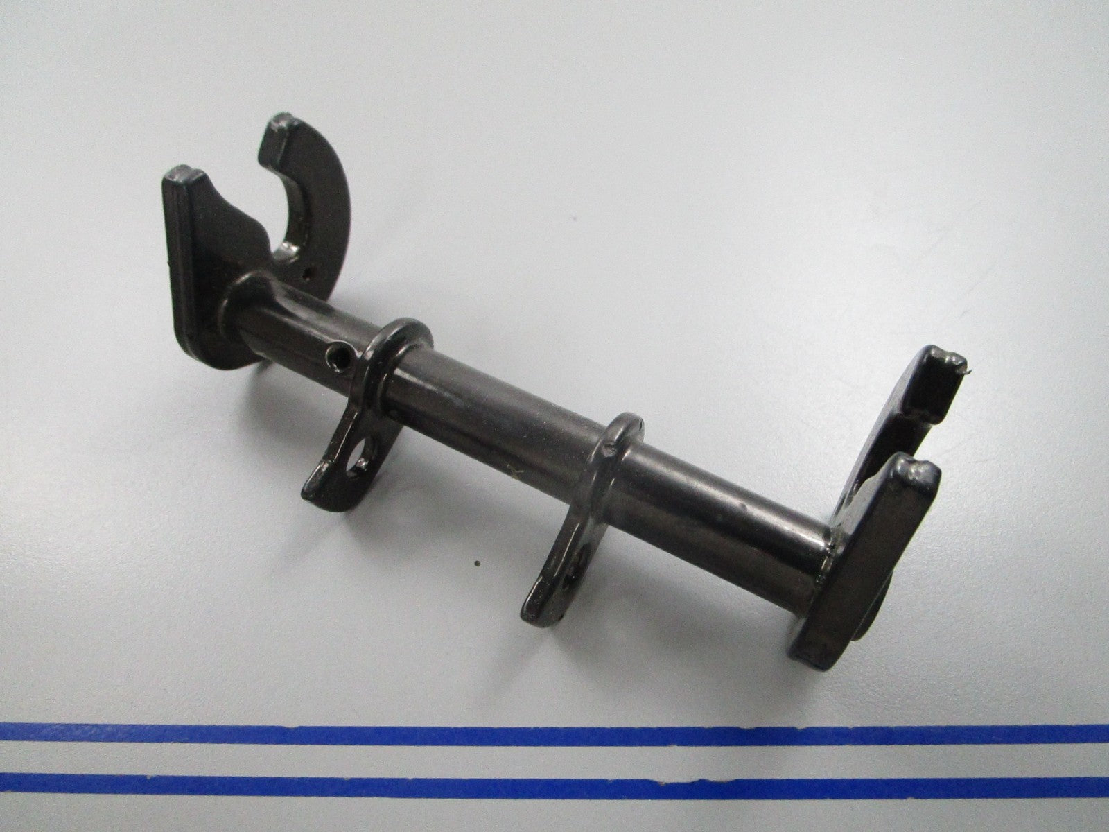 NEW OEM 70690 Mercury Quicksilver Lock Hook Assembly 0810