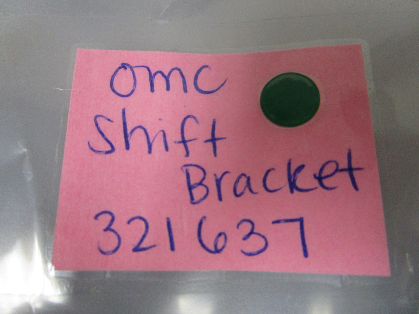 NEW OEM (LOT OF 2) 321637 0321637 OMC Johnson Evinrude Shift Bracket 0810