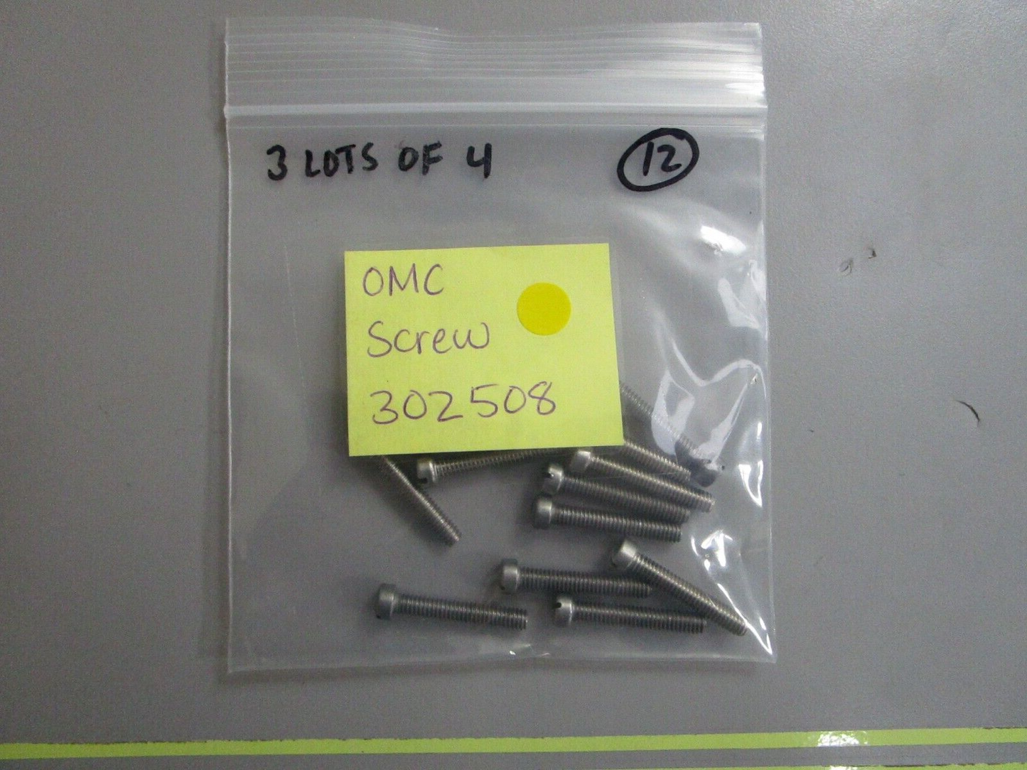 *NEW OEM* (LOT OF 4) 0810 OMC Johnson Evinrude Screw 302508 0302508