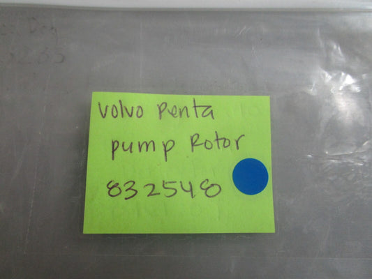 *NEW OEM* 0810 Volvo Penta Pump Rotor 832548