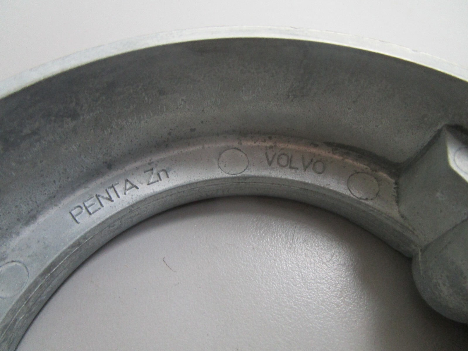 *NEW OEM* 0820 Volvo Penta Anode 852182