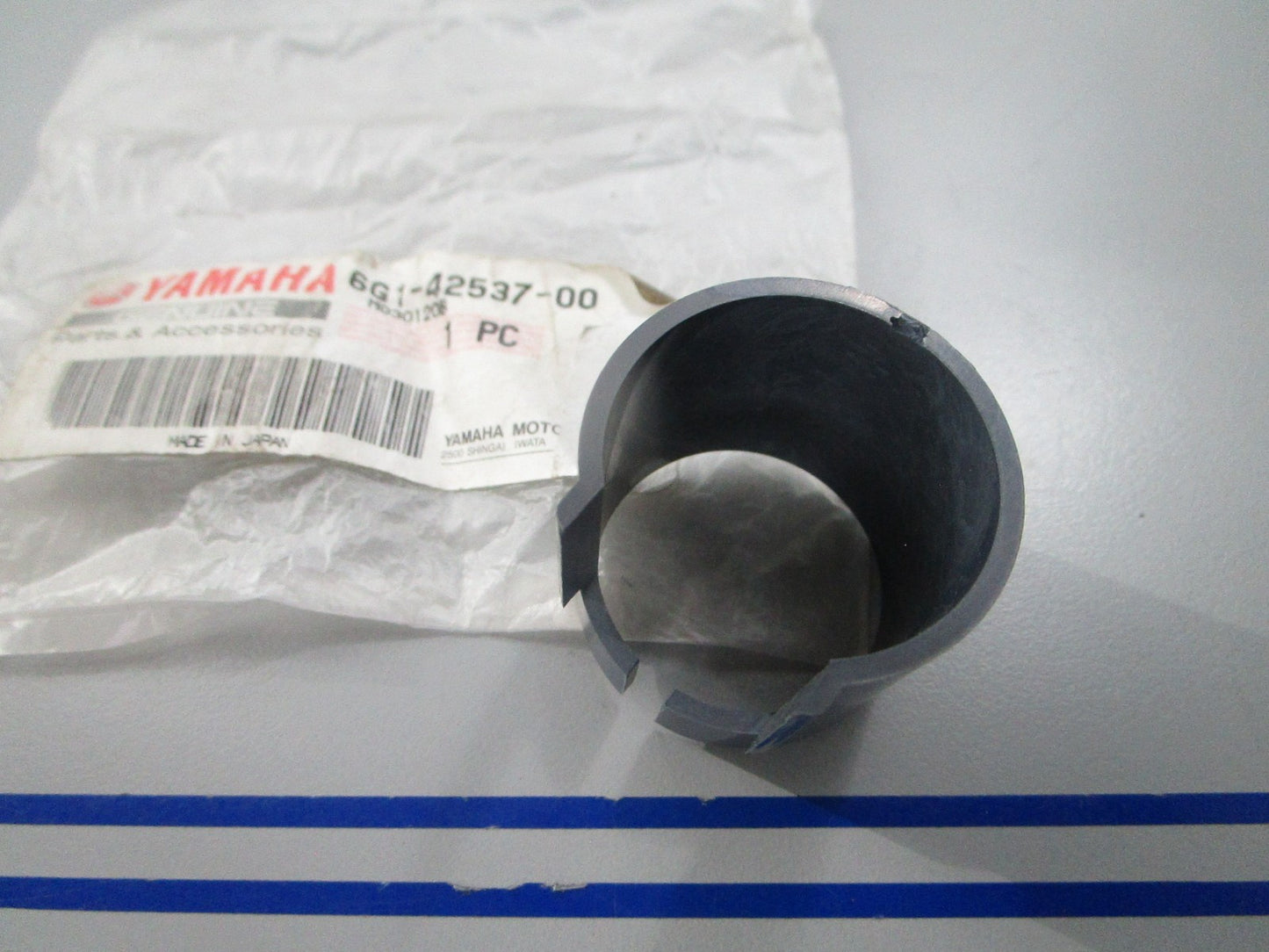 *NEW OEM* 0810 Yamaha Pivot Shaft Bushing 6G1-42537-01-00