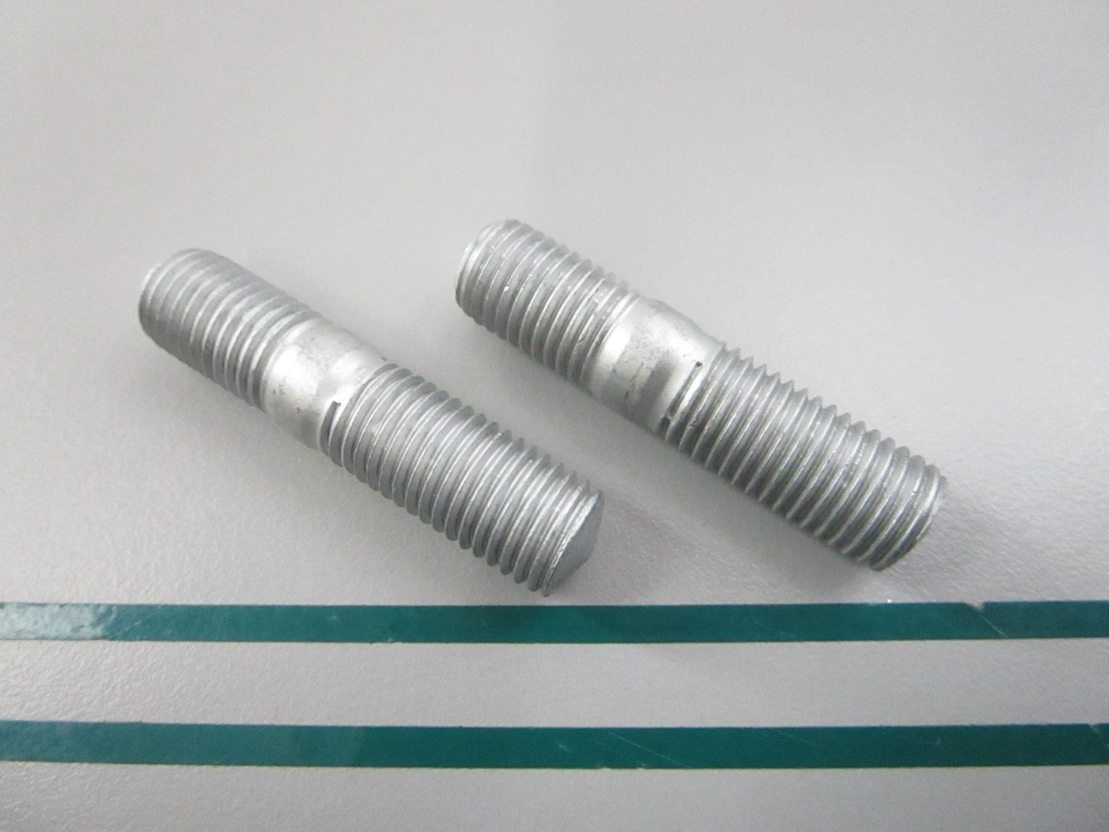 NEW OEM (LOT OF 2) 90116-10M28-00 Yamaha Stud Bolt 0810