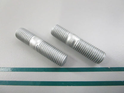NEW OEM (LOT OF 2) 90116-10M28-00 Yamaha Stud Bolt 0810