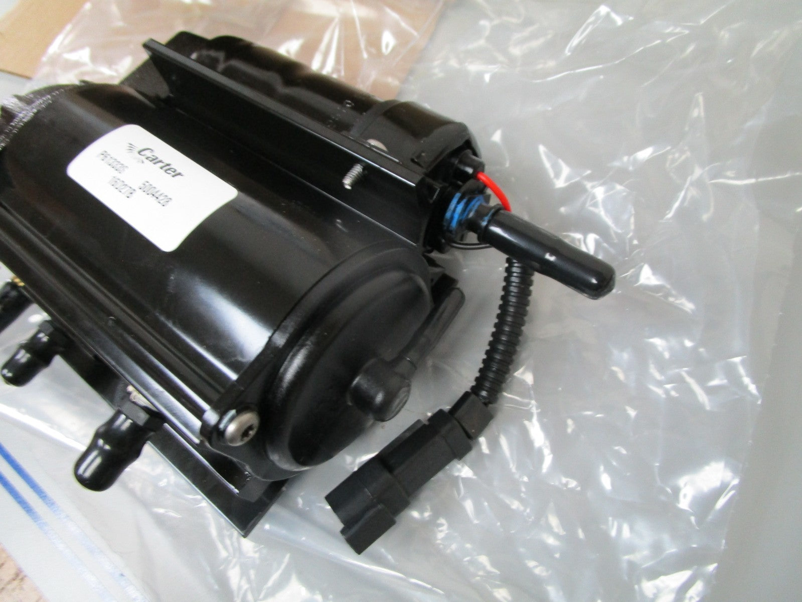 *NEW OEM* 0720 Johnson Evinrude 01'- 06' Vapor Separator & Fuel Pump Ay 5004428