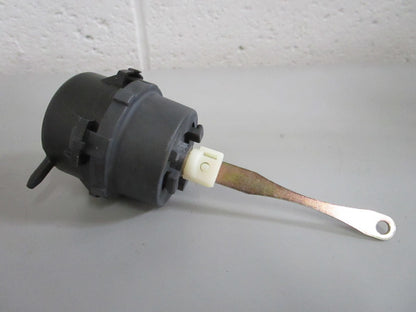 NEW OEM 1248000275 Mercedes-Benz Vacuum Element 0820
