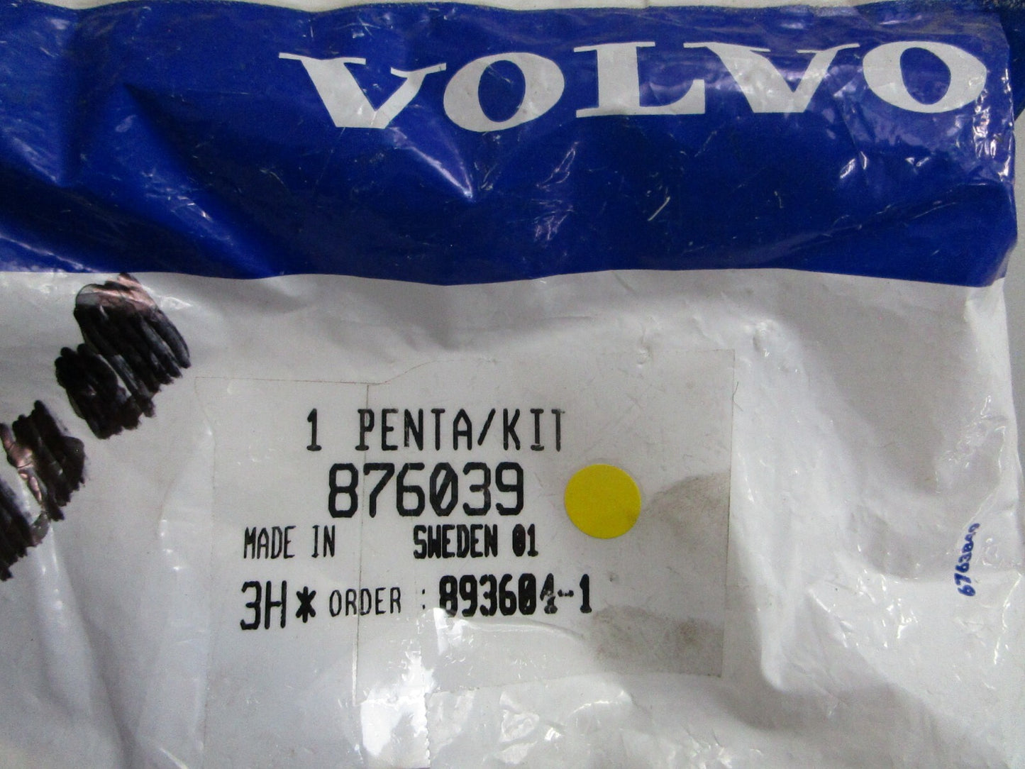 *NEW OEM* 0810 Volvo Penta Relay Kit 876039