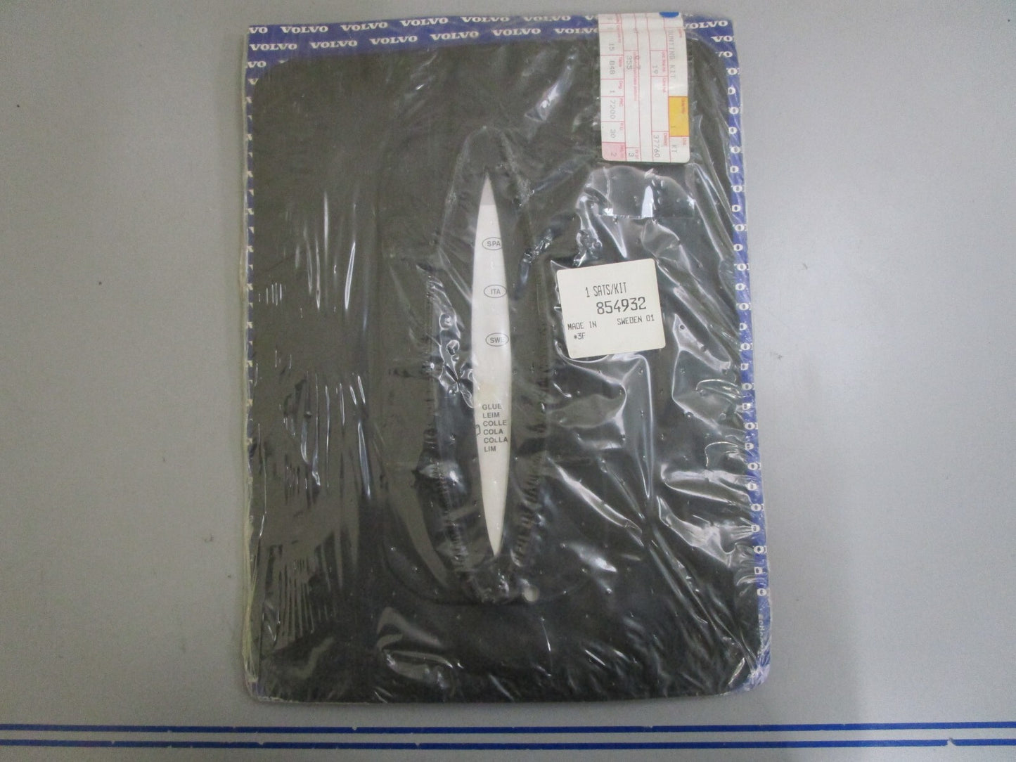 *NEW OEM* 0820 Volvo Penta Mounting Kit 854932