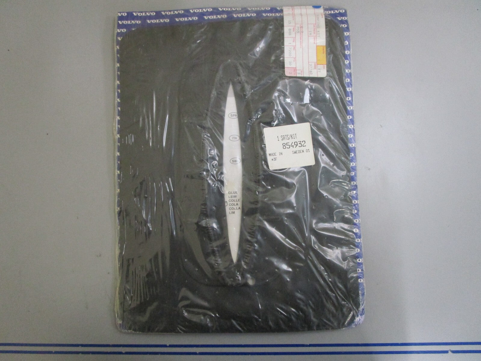 *NEW OEM* 0820 Volvo Penta Mounting Kit 854932
