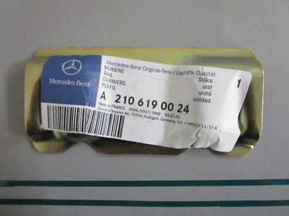 NEW OEM 2106190024 Mercedes-Benz Rail 0820