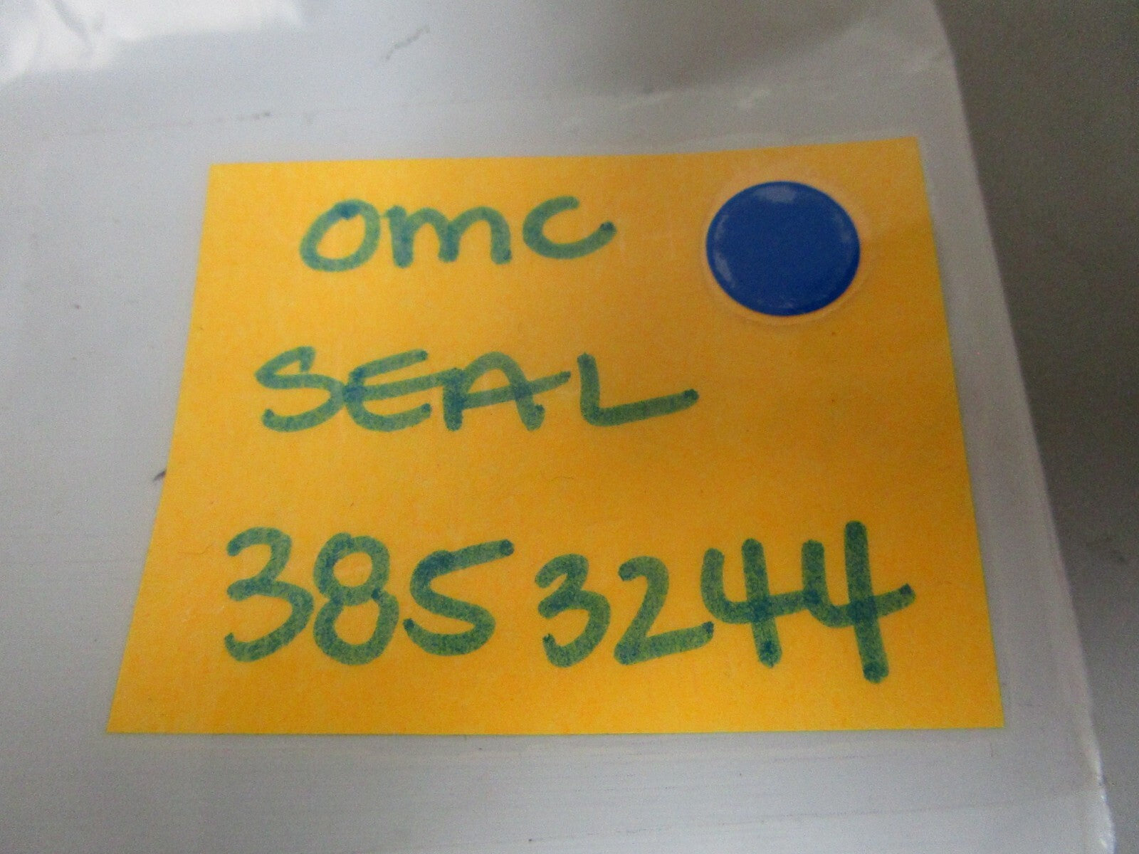 *NEW OEM* 0720 OMC Johnson Evinrude Seal 3852344
