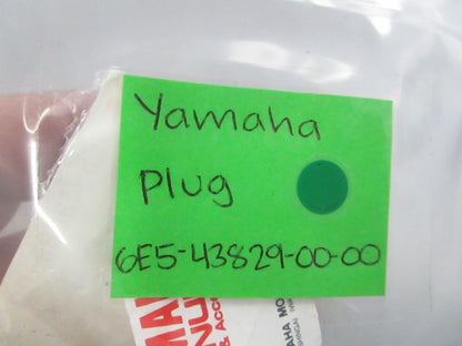 NEW OEM 6E5-43829-00-00 Yamaha Plug 0810