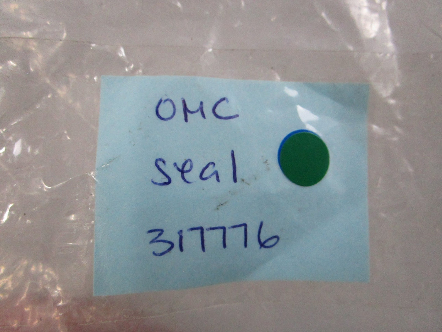 NEW OEM (LOT OF 2) 317776 0317776 OMC Johnson Evinrude Seal 0810