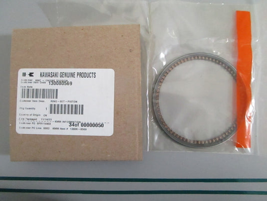 NEW OEM 130080569 Kawasaki Piston Ring Set 0820