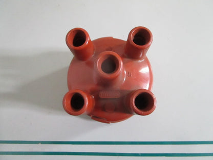 NEW OEM 1235522050 Bosch Distributor Cap 0820