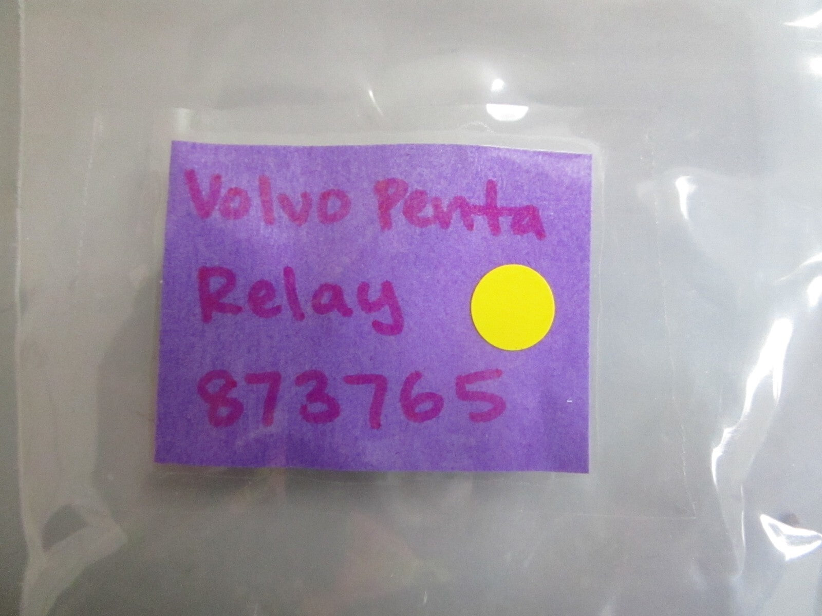 *NEW OEM* 0810 Volvo Penta Relay 873765