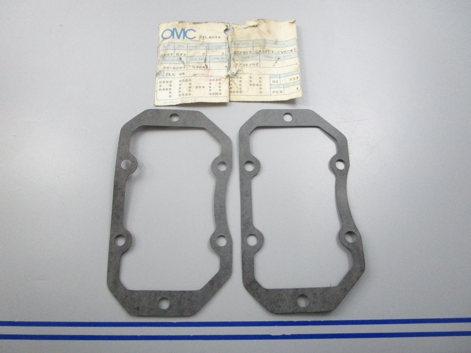 NEW OEM (LOT OF 2) 322858 0322858 OMC Johnson Evinrude Gasket 0810