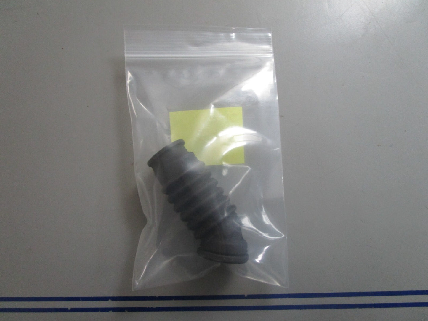 *NEW OEM* 0810 OMC Johnson Evinrude Exhaust Hose 309830 0309830