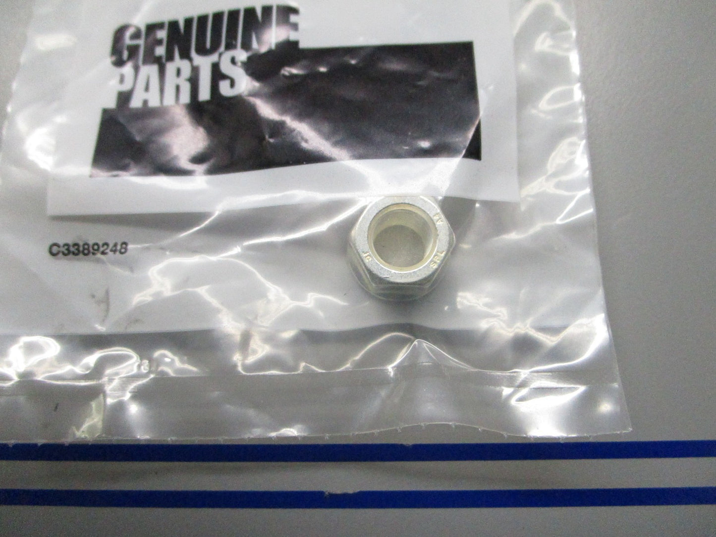 *NEW OEM* 0810 Cummins Lock Nut 4298975