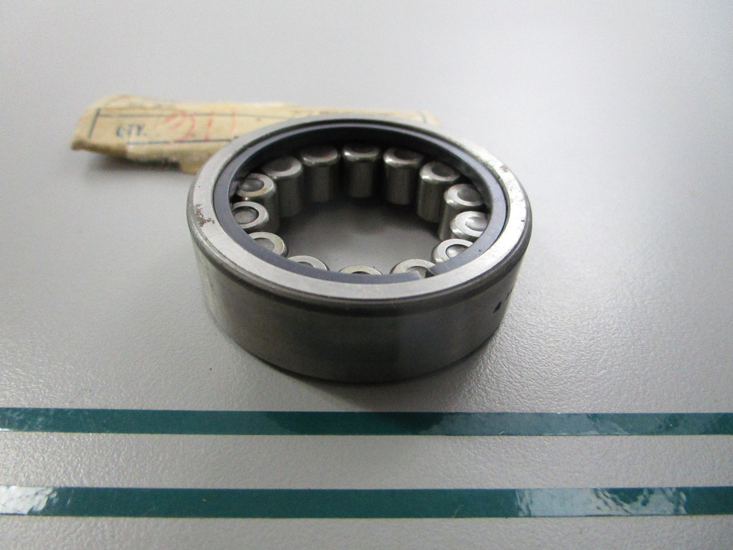 NEW OEM 378629 0378629 OMC Johnson Evinrude Bearing 0810
